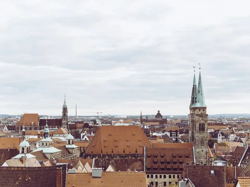 Skyline von Nürnberg mit Kirchtürmen