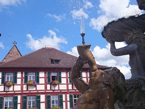 Schöner Brunnen am Marktplatz in Schwabach